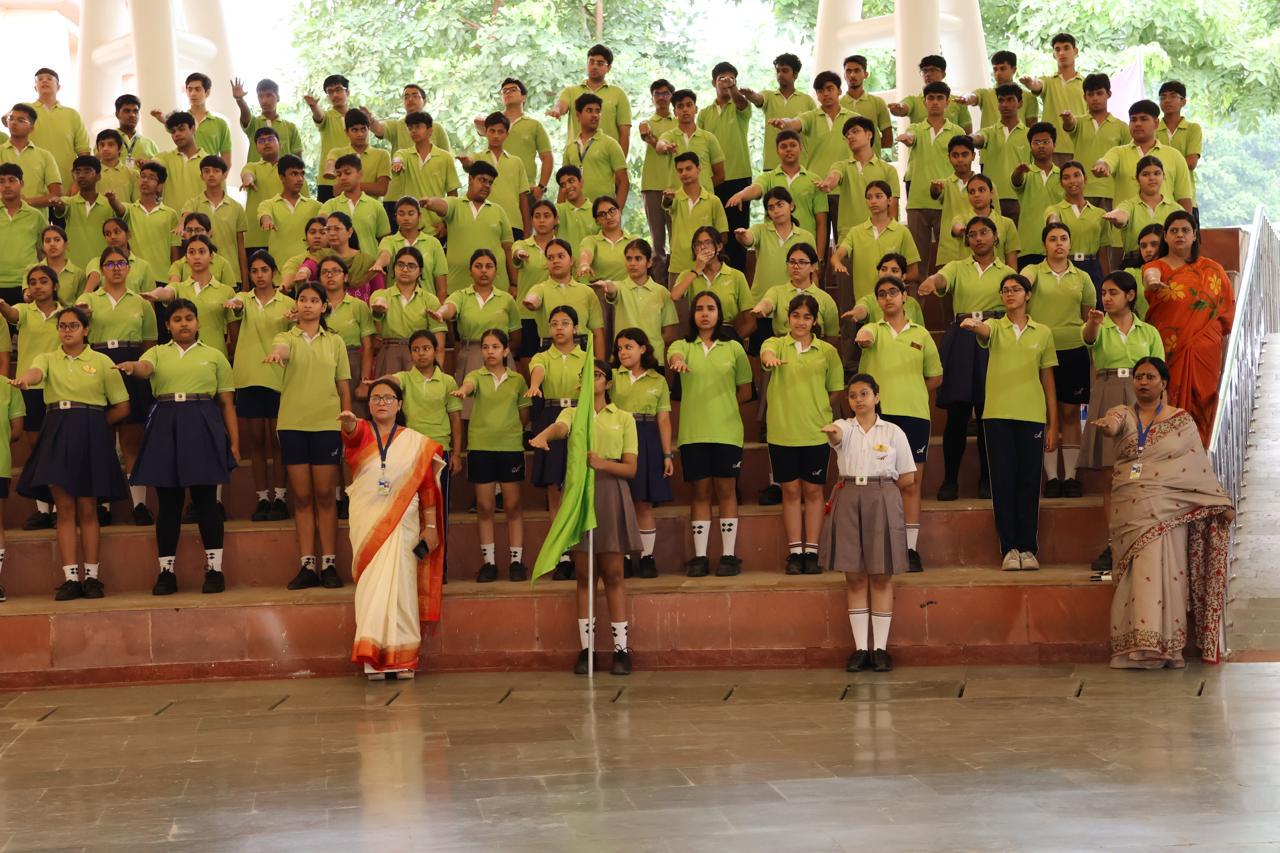 PATRIOTIC FERVOUR PERVADES MAYOOR 